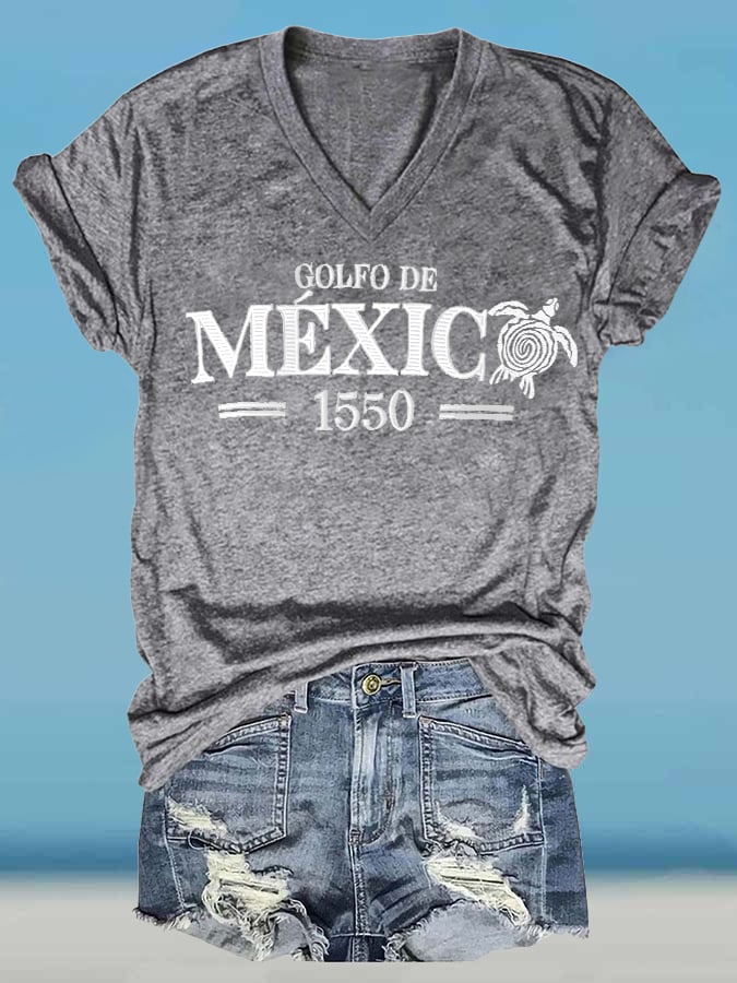 Women's Retro Golfo De Mexico 1550 Sea Turtle Print T-Shirt