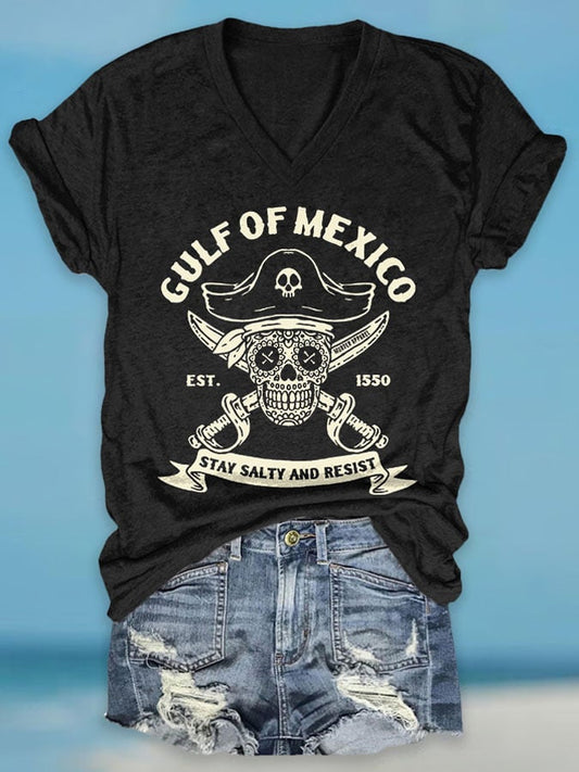 Women's Retro Gulf Of Mexico Est 1550 Stay Salty And Resist Print T-Shirt
