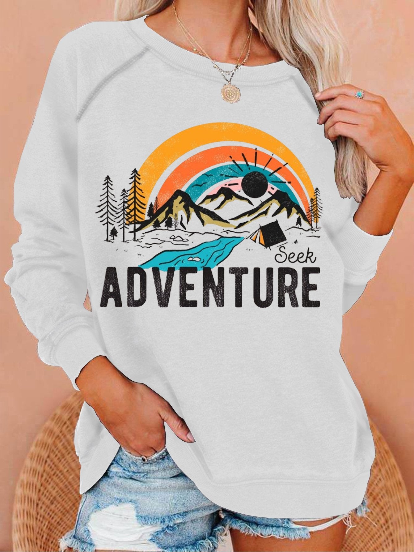 Women's Adventure Hiking Print Crew Neck Long Sleeve Sweatshirt