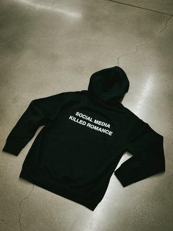 Social Media Killed Romance  Unisex Shirt/Sweatshirt/Hoodie