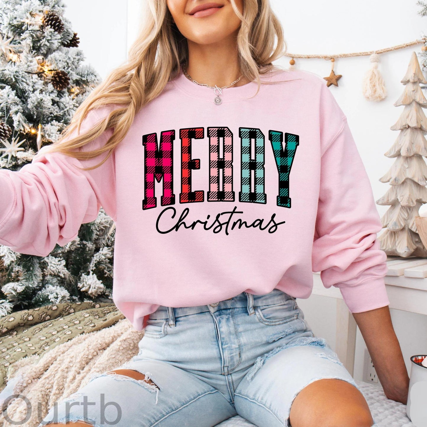 “Merry Christmas” Plaid Graphic Sweatshirt