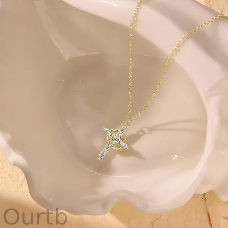 Simple Crown & Cross Pendant Choker Necklace For Women & Men & Girls Pretty Crown Cross Necklace For Daily Party Clothing Decor Trendy All-match & Exquisite Jewelry For Christmas Valentine's Day Gift