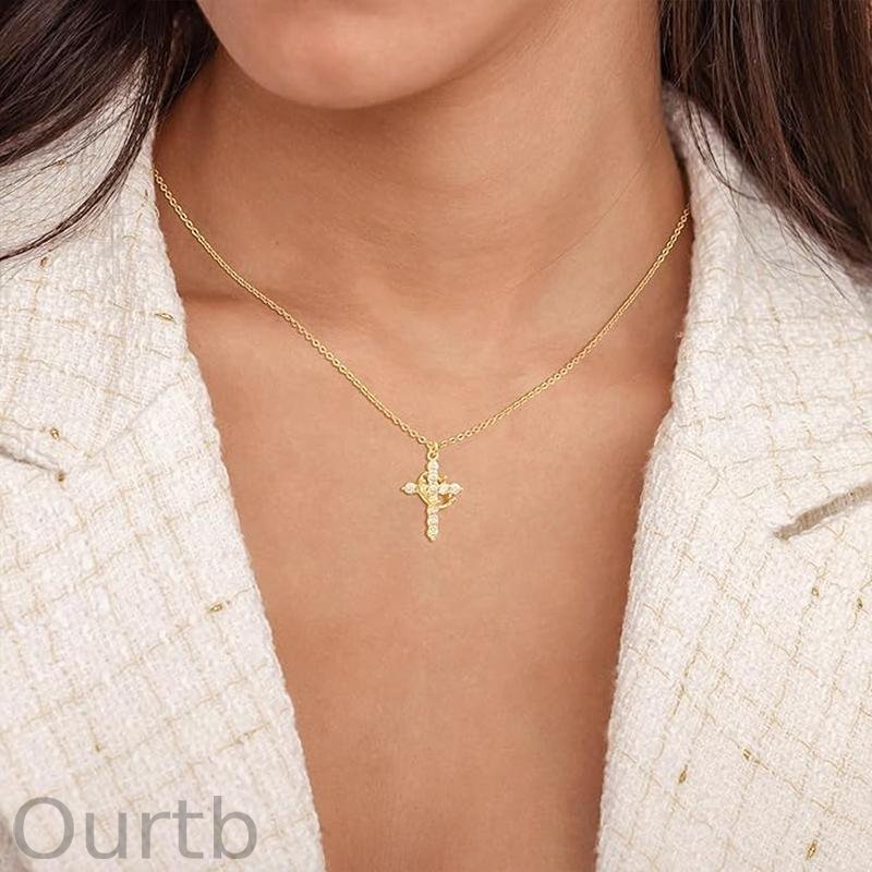 Simple Crown & Cross Pendant Choker Necklace For Women & Men & Girls Pretty Crown Cross Necklace For Daily Party Clothing Decor Trendy All-match & Exquisite Jewelry For Christmas Valentine's Day Gift